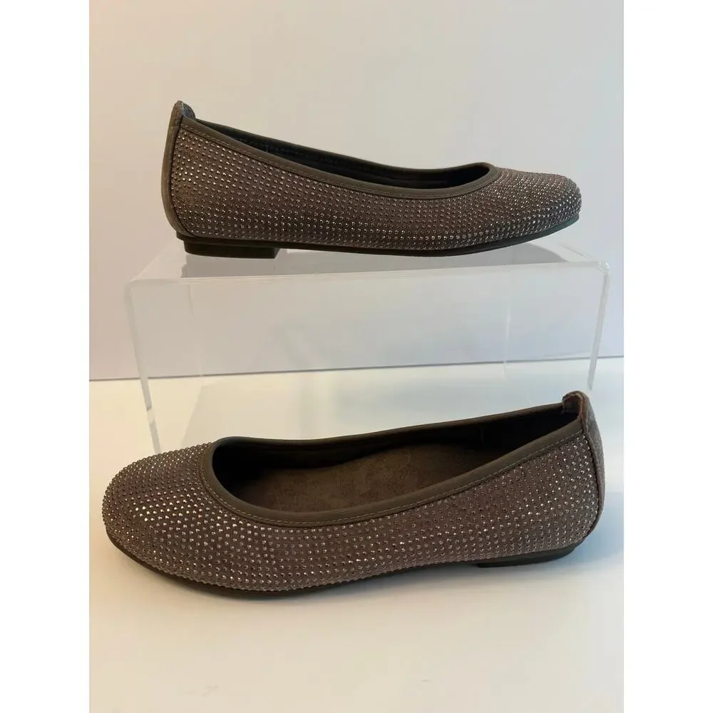 Vionic Spark Willow Ballet Flats Women’s Size 6 Gray Taupe Studded Comfort NWOT